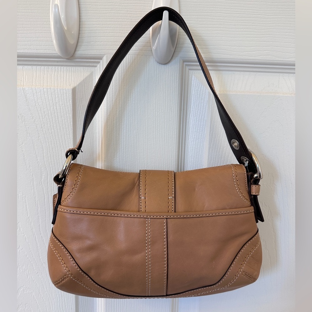 Authentic Coach Purse - Picture 7 of 17